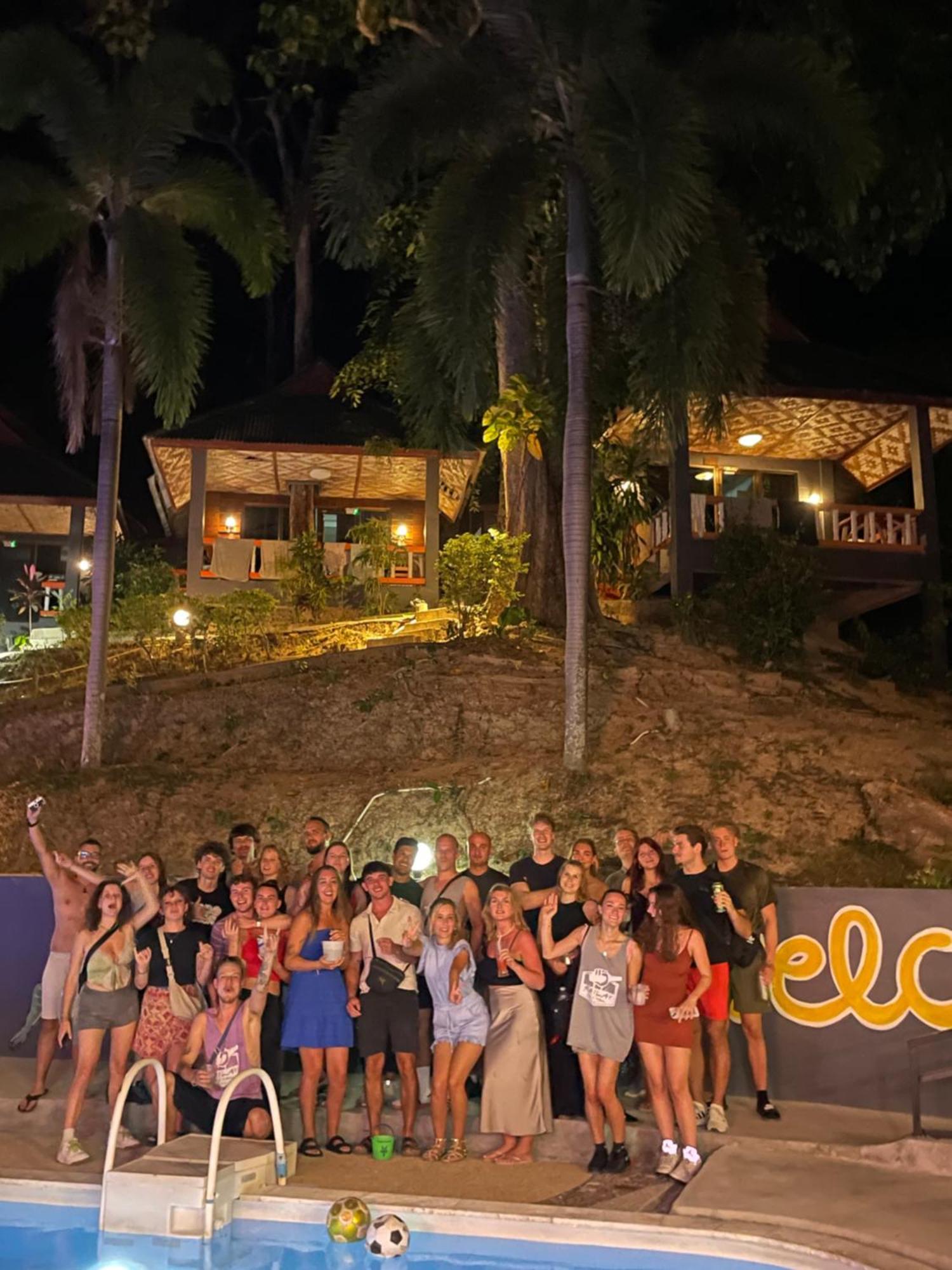 Social Quarters Blanco - Youth Hostel 18 To 35 Only Railay Extérieur photo