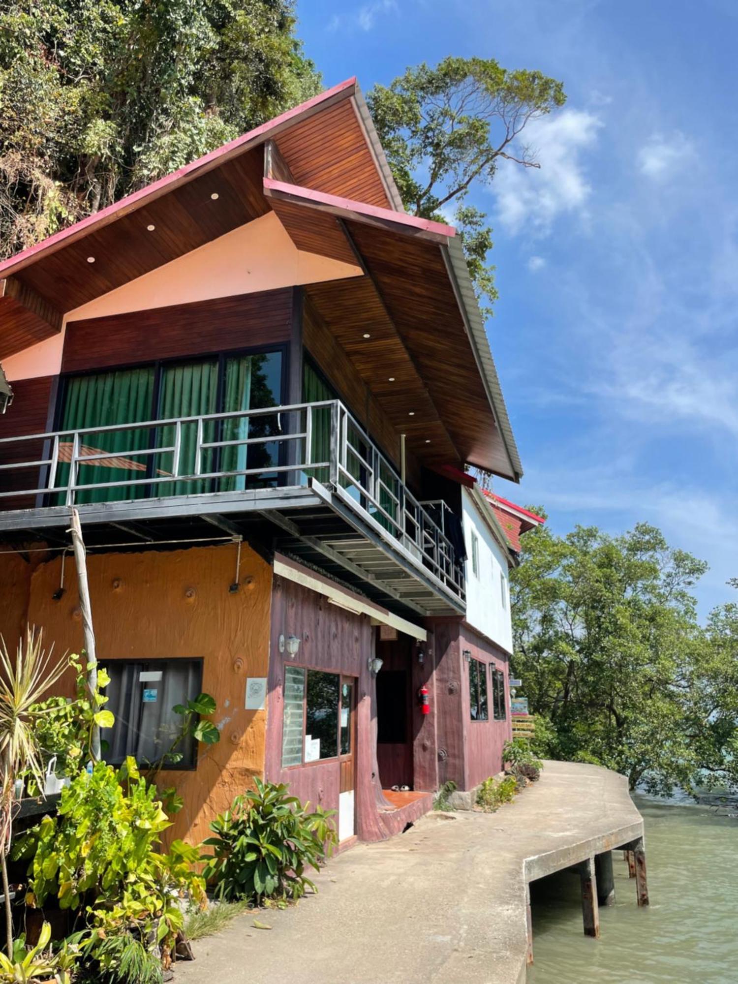 Social Quarters Blanco - Youth Hostel 18 To 35 Only Railay Extérieur photo