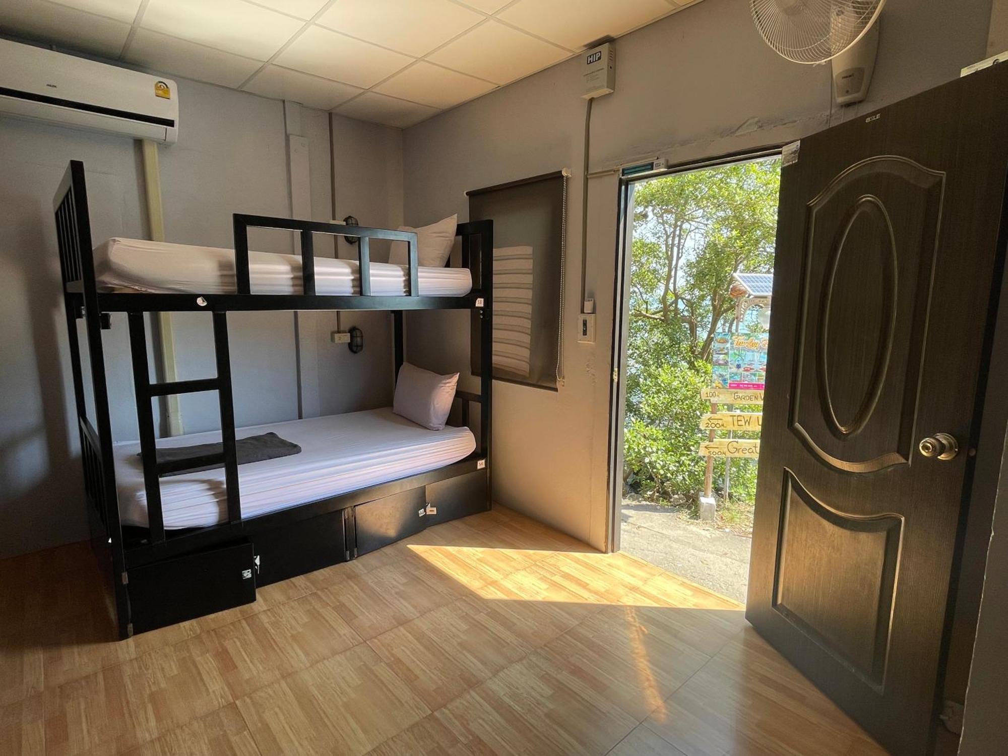 Social Quarters Blanco - Youth Hostel 18 To 35 Only Railay Extérieur photo